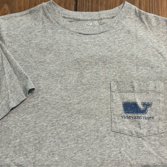 Vineyard Vines Other - Vineyard Vines Heather Gray Tee with Navy Whale